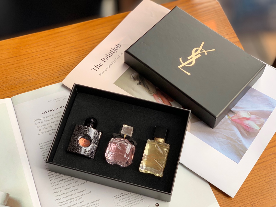 Saint Laurent perfume